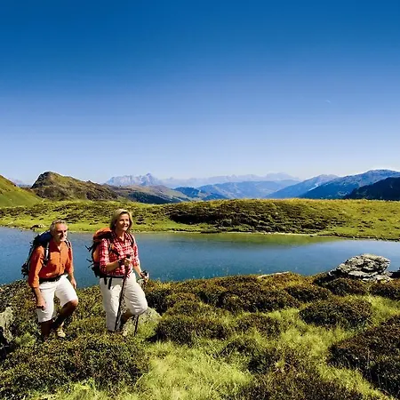 Schipflinger Bed & Breakfast 3*