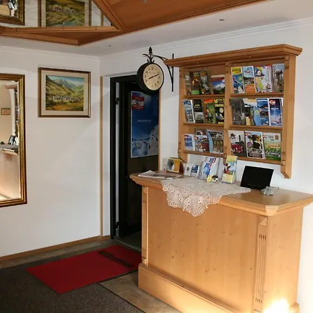 Schipflinger Bed & Breakfast 3*